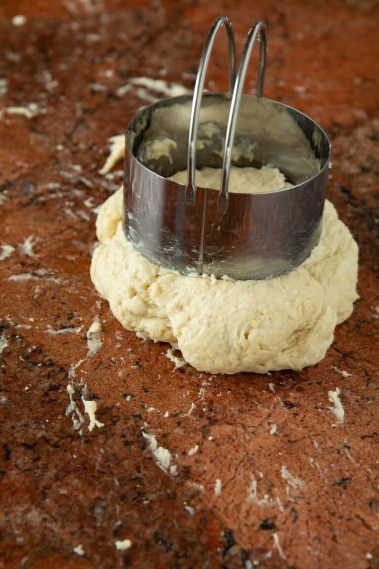 Easy homemade southern biscuits recipe (without buttermilk) - James Strange